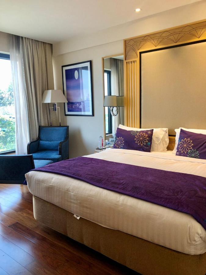 Hotel Marine Plaza Mumbai Kültér fotó