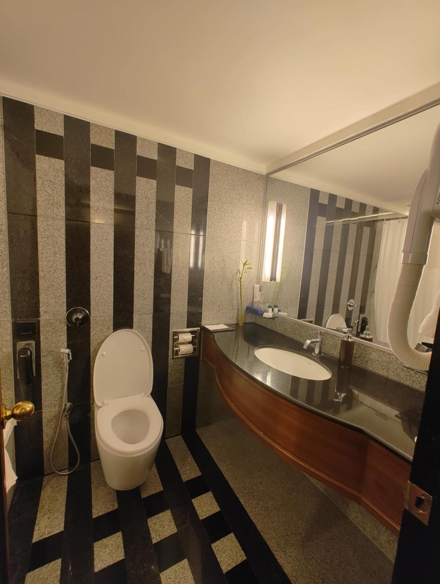 Hotel Marine Plaza Mumbai Kültér fotó