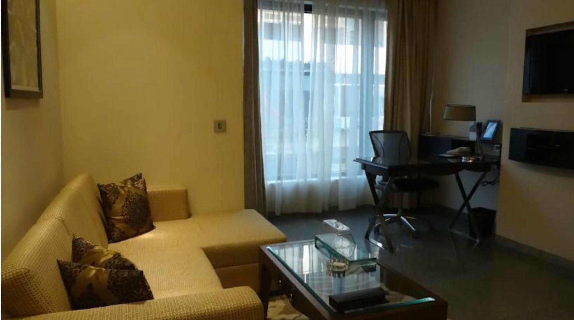 Hotel Marine Plaza Mumbai Kültér fotó