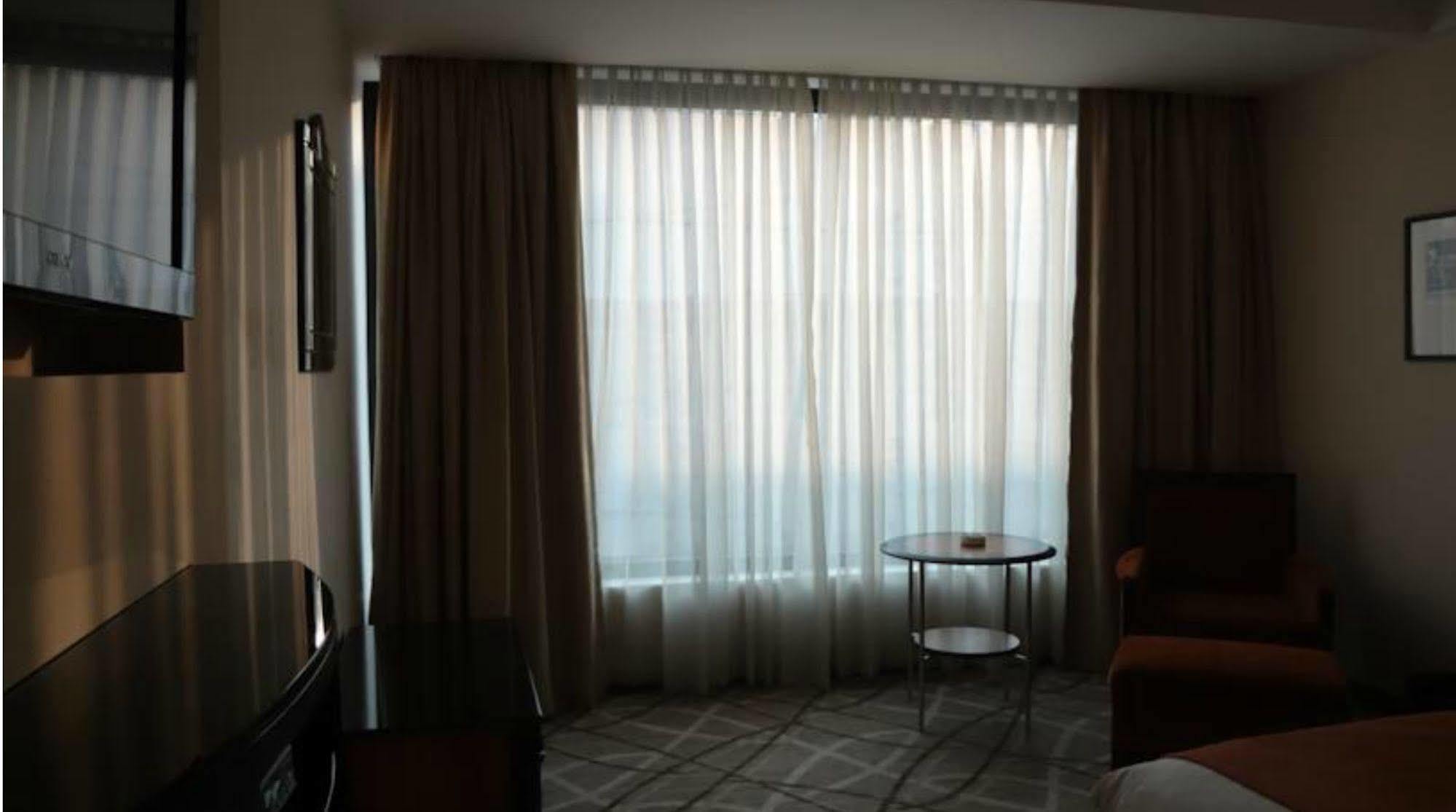 Hotel Marine Plaza Mumbai Kültér fotó